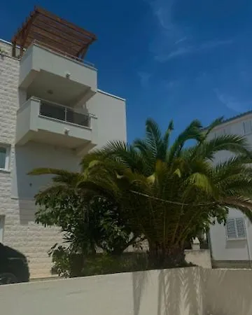 Apartment Lili Rogoznica (Sibenik-Knin)