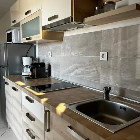 Lili Rogoznica (Sibenik-Knin)