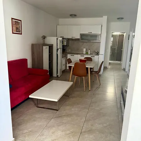 Apartment Lili *